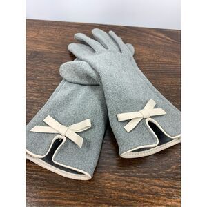 2 Chic Women's Gray Fabric Touch Screen Vinyl Trim Bow Gloves Size Medium